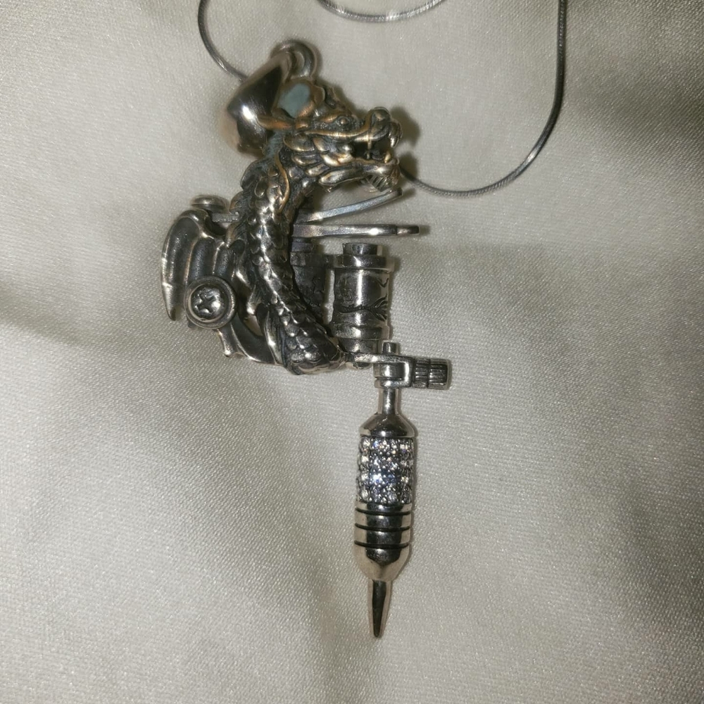 Dragon wrap tattoo gun pendent